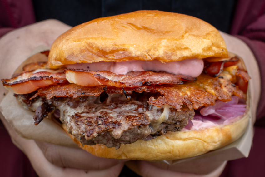 Rosforsgrillen smashburgare – närbild